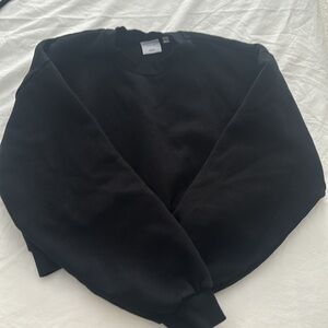 Aritzia cozy fleece sweat fleece, mega fit black crop crewneck